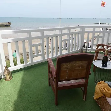 Appartement De Standing - Avec Terrasse Et Vue Mer Arromanches-les-Bains Exterior photo
